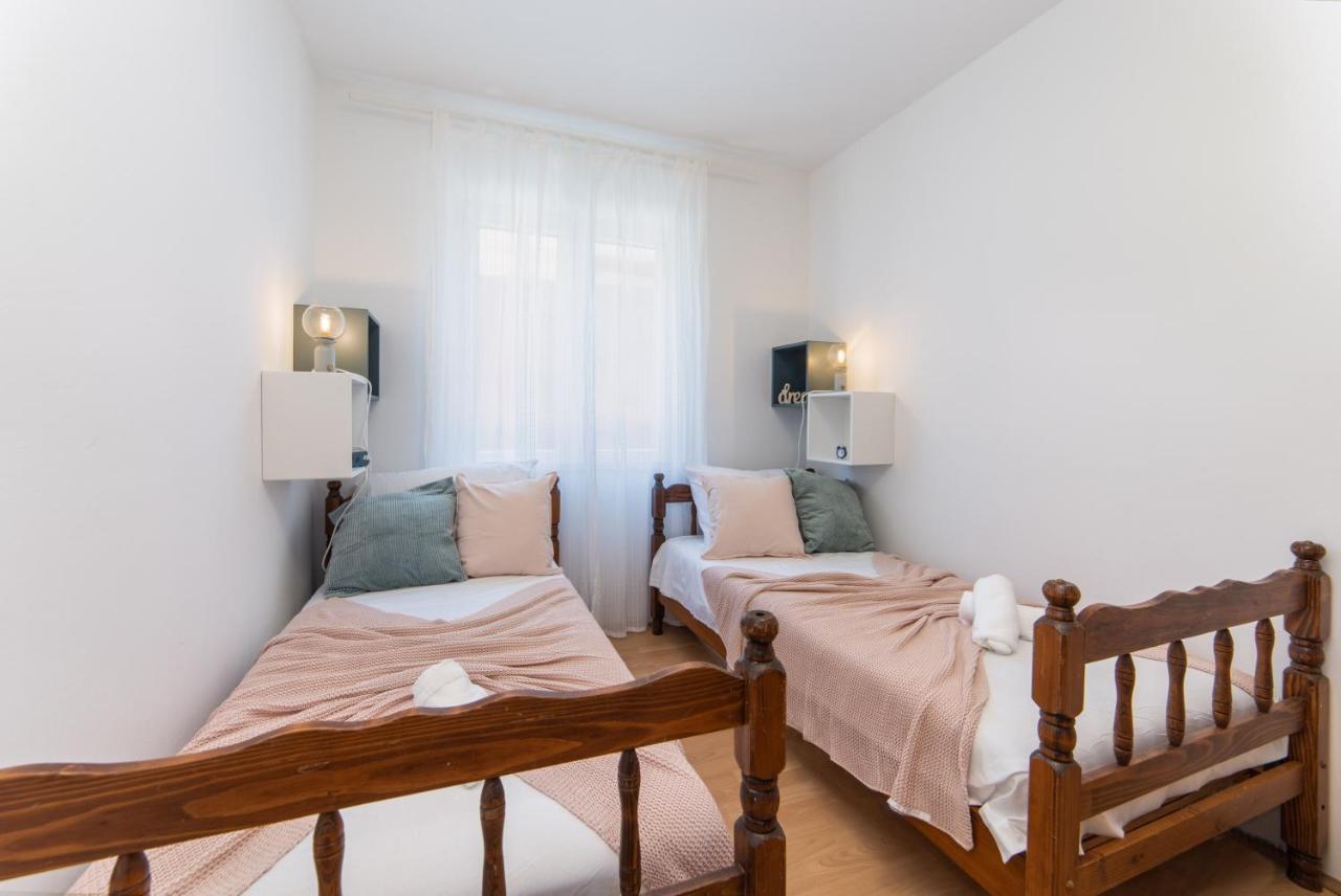 Apartman Porto Плоче Экстерьер фото